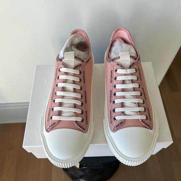 Moncler Shoes - MONCLER Glisserie Logo Canvas Low-Top Sneakers